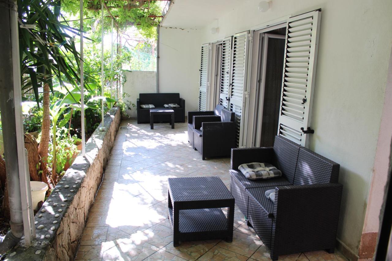 Nikola Leko Guest House Hvar Town Exteriör bild