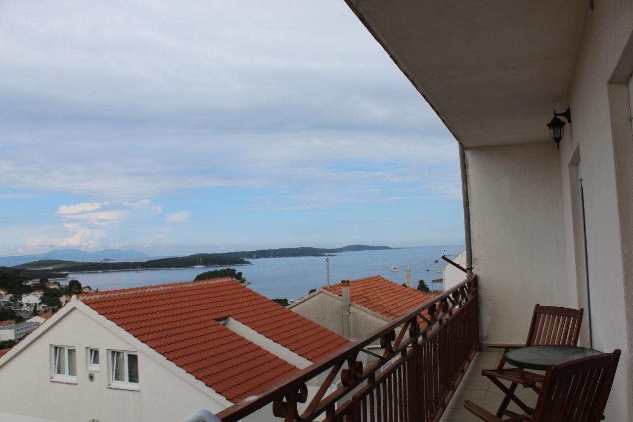 Nikola Leko Guest House Hvar Town Exteriör bild