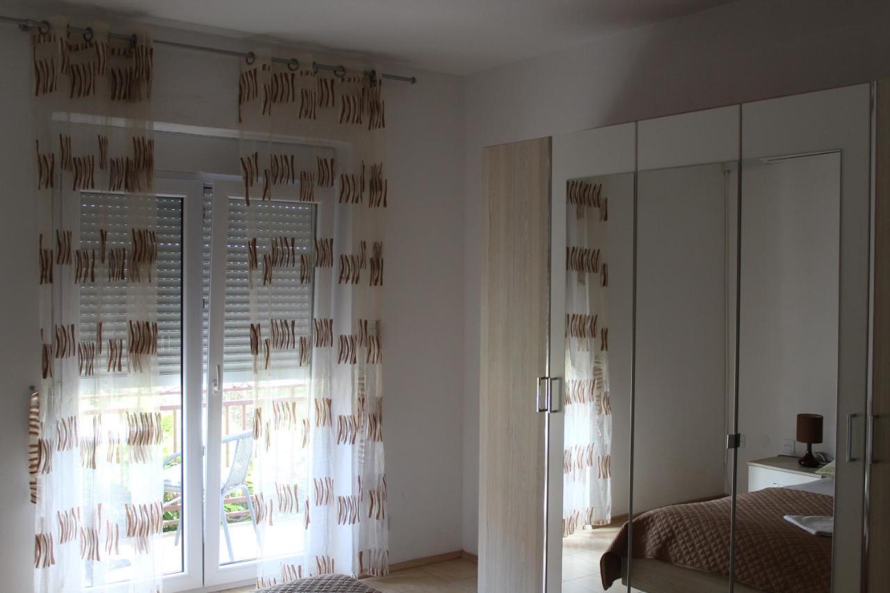 Nikola Leko Guest House Hvar Town Exteriör bild